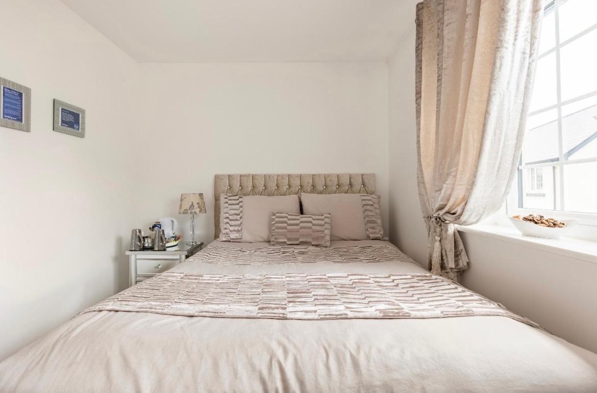 Fullers Modern And Stylish Room Chudleigh Exterior photo
